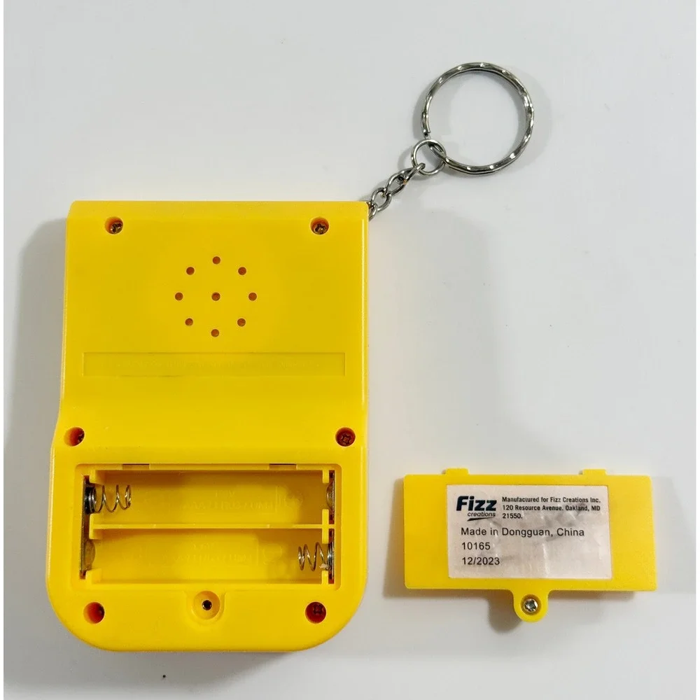 Fizz Creations Pac-Man Handheld Game Unisex OS Yellow Retro Keychain Arcade Toy